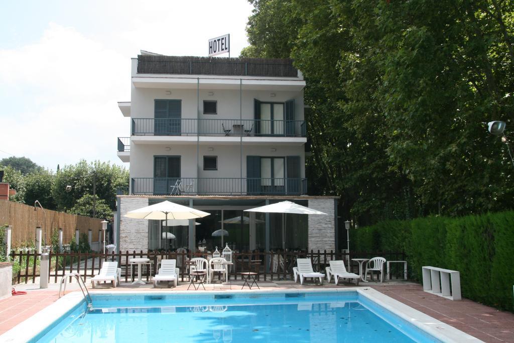 Alberg L'Ast Banyoles Luaran gambar